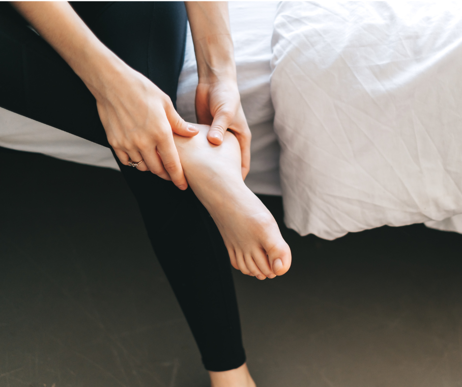 heel pain in bed